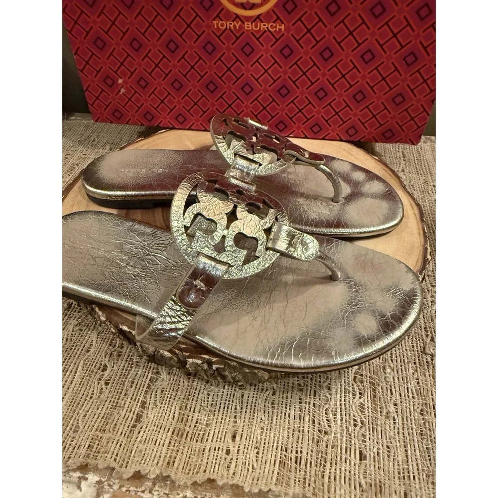 Tory Burch Miller Metallic Wrinkled Leather‎ Sandals in Spark Gold Women's 8